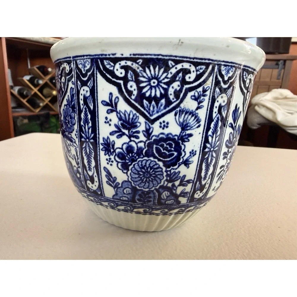 Vintage Royal Sphinx Boch Delfts Blue White M14 Planter Cachepot Jardiniere Pot